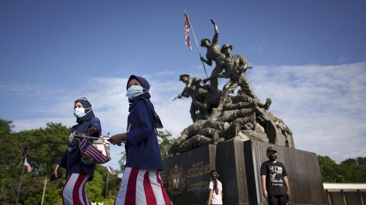 Tingkat Kesuburan Malaysia Anjlok, Bisa ‘Nular’ ke Indonesia?